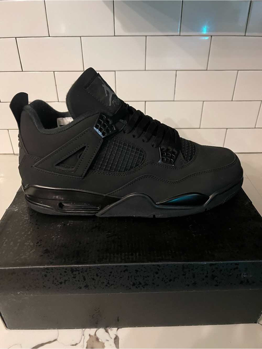 Mens Retro 4 Black Cat Size 11.5.